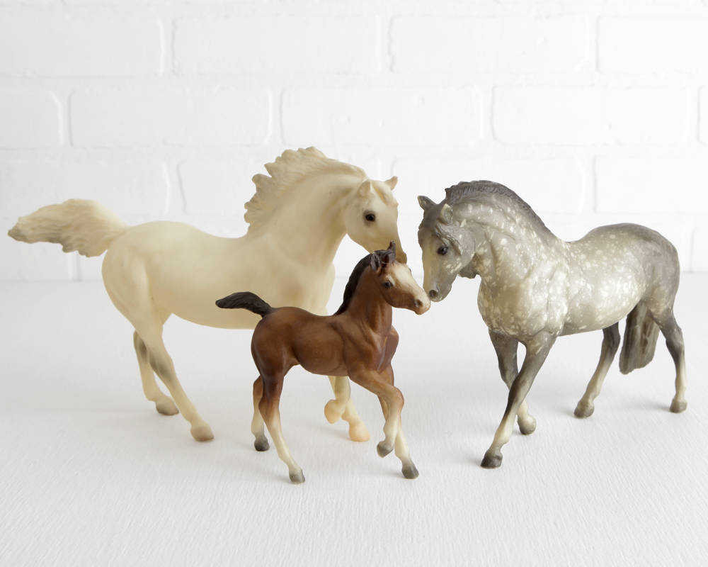 Breyer Andalusian Family #3060 – Lobster Bisque Vintage
