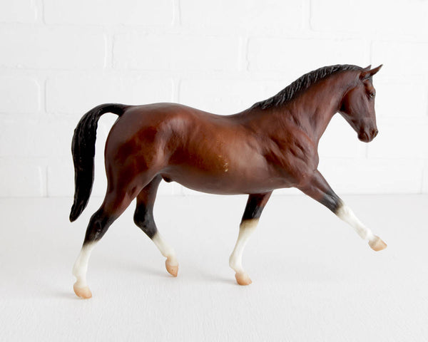 Breyer Gifted Hanoverian Limited Edition at Lobster Bisque Vintage