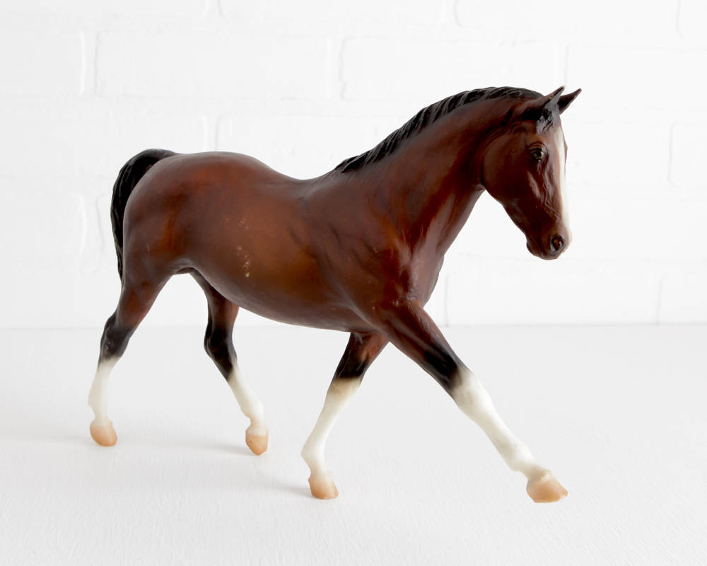 Breyer Gifted Hanoverian Limited Edition at Lobster Bisque Vintage