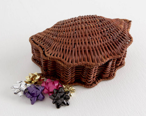 Woven Oyster or Clam Shell Basket with Lid at Lobster Bisque Vintage