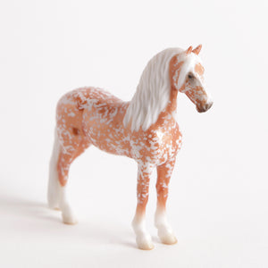 Breyer Mystery Horse Surprise Chase Piece Copper Florentine Django